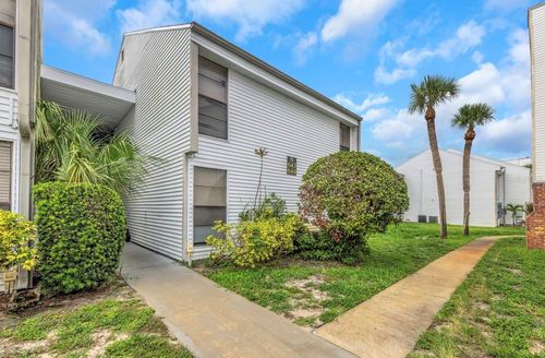 643-643 Haven Pl, TARPON SPRINGS, FL, 34689-4861 | Card Image