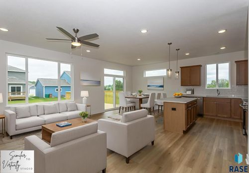 333 S Willow Spring Dr, Sioux Falls, SD, 57110-6792 | Card Image