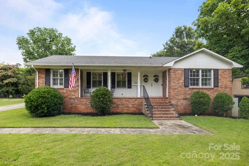 115 Fox Run Dr, Fort Mill, SC, 29715-9731 | Card Image