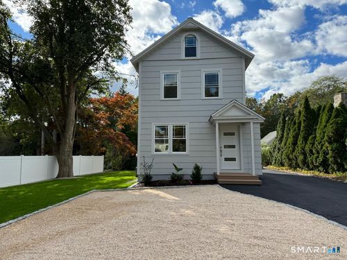 429 Round Hill Rd, Fairfield, CT, 06824-5117 | Card Image