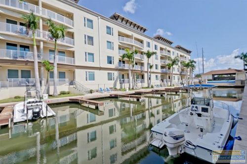 204-5909 Padre Blvd, South Padre Island, TX, 78597-7628 | Card Image