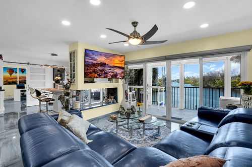 apt-341-1537 E Hillsboro Blvd, Deerfield Beach, FL, 33441-4314 | Card Image