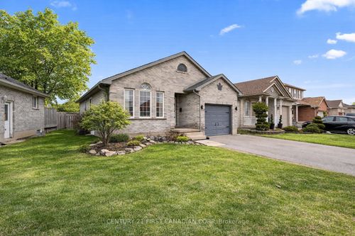 17 Cottonwood Dr, St Thomas, ON, N5P4M3 | Card Image