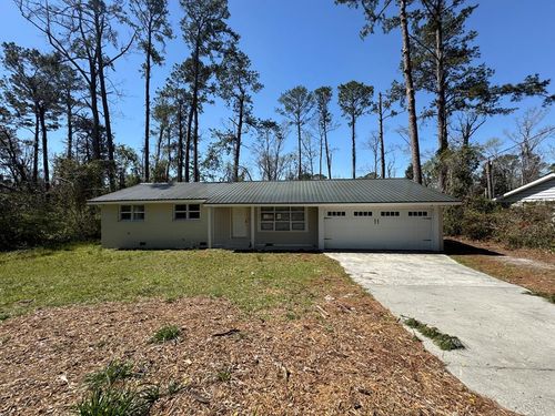 2214 Park Ln, Valdosta, GA, 31602-2723 | Card Image