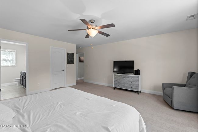 208 Murifield Dr, House other with 3 bedrooms, 3 bathrooms and 2 parking in Jacksonville NC | Image 14