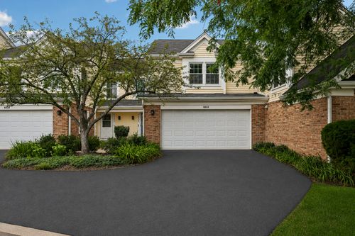 4804 Turnberry Dr, Hoffman Estates, IL, 60010-5637 | Card Image