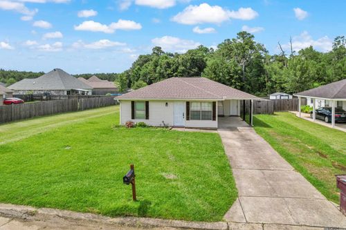12837 Mulberry Dr, Denham Springs, LA, 70726-6569 | Card Image