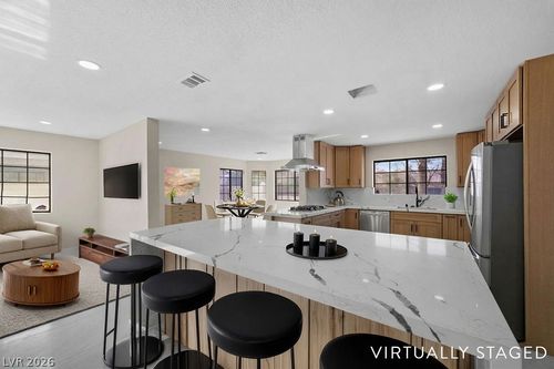 3382 Montessouri St, Las Vegas, NV, 89117-3810 | Card Image