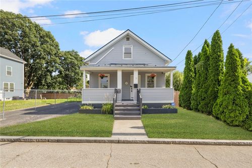 11 Swanton St, Providence, RI, 02910-1035 | Card Image