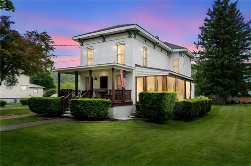 50 Grove St, Moravia, NY, 13118-7703 | Card Image