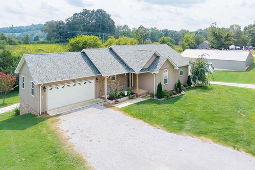 1756 Kirby Ln, Cookeville, TN, 38506-6292 | Card Image