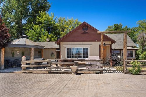 708 Center, Susanville, CA, 96130 | Card Image