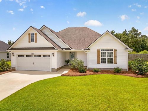 3810 Landings Cir, Hahira, GA, 31632 | Card Image
