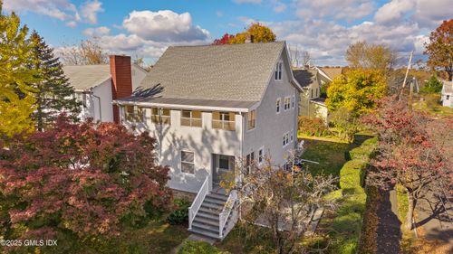 2-158 Henry St, Greenwich, CT, 06830-6047 | Card Image