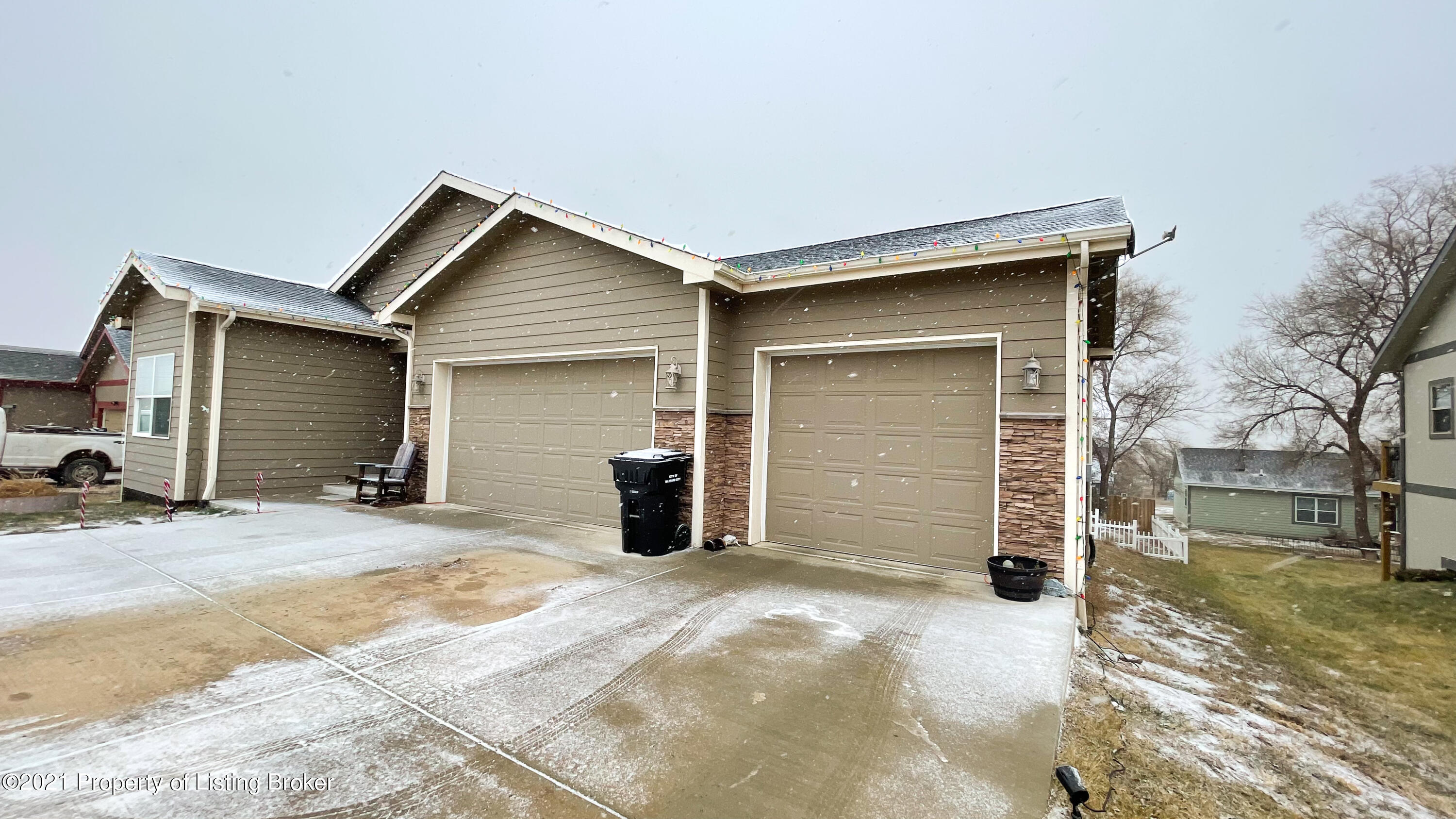Residential in Watford City 3