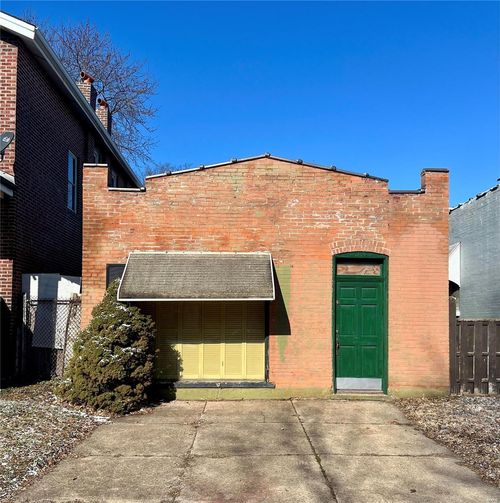 6119 Virginia Ave, Saint Louis, MO, 63111-2431 | Card Image