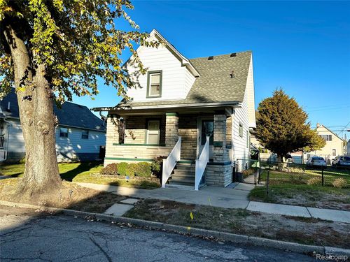 1815 5th St, Wyandotte, MI, 48192-3916 | Card Image