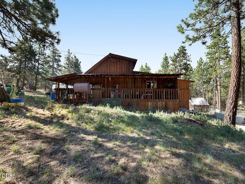 9046 Warbler Dr, Bonanza, OR, 97623-0813 | Card Image