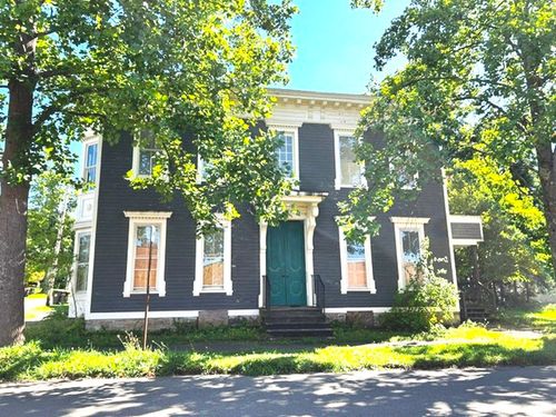 102 W Pleasant St, Corry, PA, 16407-1849 | Card Image
