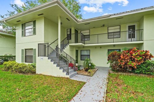 a-2001 Sabal Ridge Ct, Palm Beach Gardens, FL, 33418-8922 | Card Image