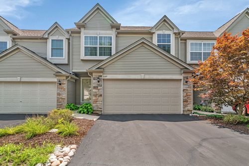 1649 Fieldstone Dr S, Shorewood, IL, 60404-8183 | Card Image