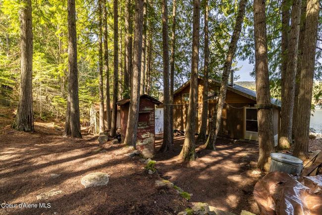7771 W Channel Ln, Home with 3 bedrooms, 1 bathrooms and null parking in Rathdrum ID | Image 9