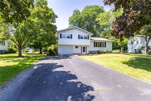 8 Lomar Dr, Geneva, NY, 14456-3222 | Card Image