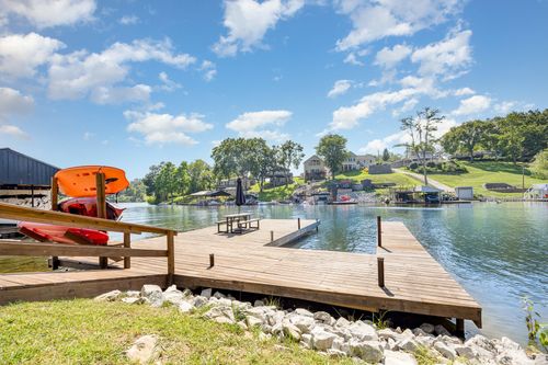 1310 Day Rd, Dry Ridge, KY, 41035-8352 | Card Image
