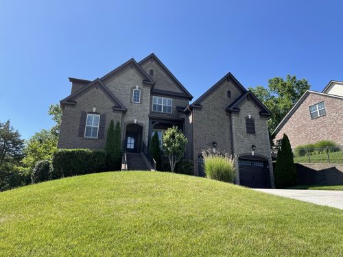 1371 Sweetwater Dr, Brentwood, TN, 37027-7872 | Card Image