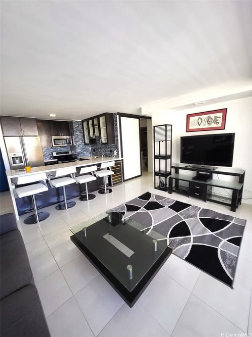 apt-3404-411 Hobron Ln, Honolulu, HI, 96815-1219 | Card Image