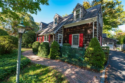 103 Emerson Street, Brookhaven, NY, 11777 | Card Image