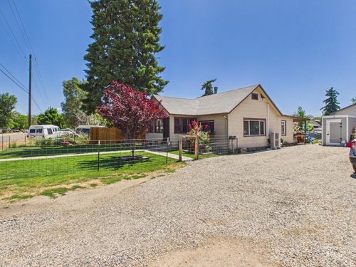 403 E 4th St, Emmett, ID, 83617-3045 | Card Image