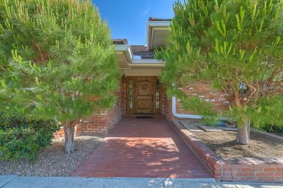 7604 American Heritage Drive Ne, House other with 4 bedrooms, 1 bathrooms and null parking in Albuquerque NM | Image 3