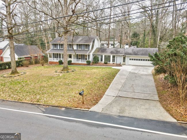 7070 Glenridge Dr, House other with 4 bedrooms, 3 bathrooms and null parking in Atlanta GA | Image 4