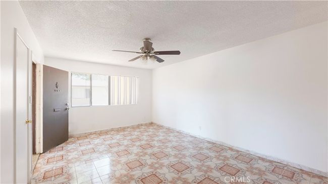 1723 Appleton Way, Condo with 2 bedrooms, 2 bathrooms and 2 parking in Pomona CA | Image 4