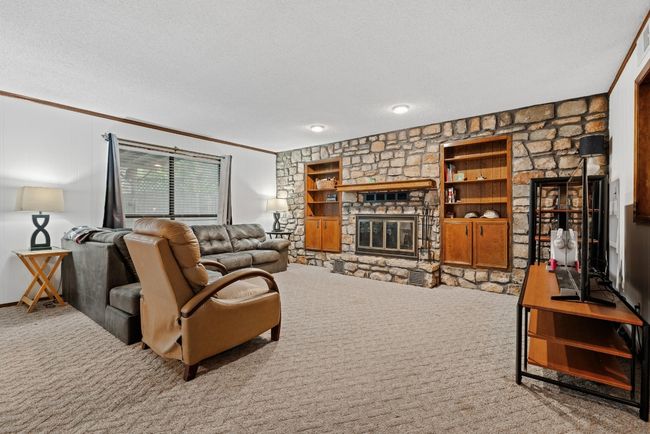 1303 Creekview Dr, House other with 4 bedrooms, 3 bathrooms and null parking in Round Rock TX | Image 5