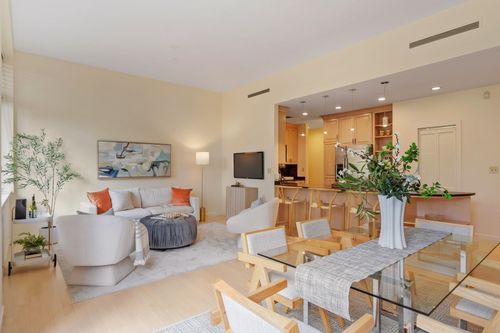 324-100 Keyes Road, Concord, MA, 01742 | Card Image