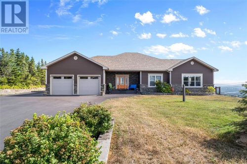 2 Scenic View Dr, Torbay, NL, A1K0J5 | Card Image