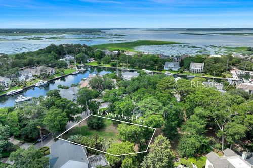 44 Sparwheel Ln, Hilton Head Island, SC, 29926-1275 | Card Image