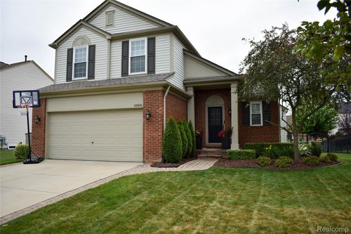 18006 Wingate Dr, Macomb, MI, 48042-1169 | Card Image