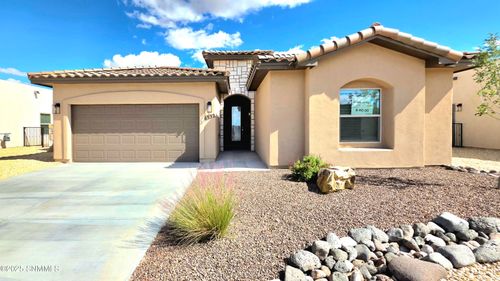 6532 Blackbird Rd, Las Cruces, NM, 88012-0879 | Card Image