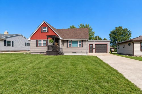 316 West St, New Ulm, MN, 56073-1526 | Card Image