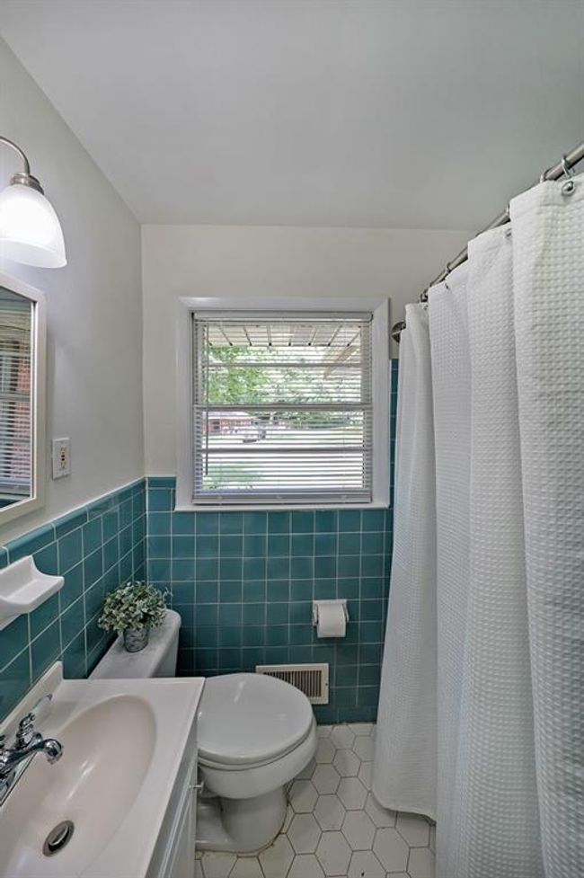 1403 Dennis Dr, House other with 3 bedrooms, 2 bathrooms and null parking in Decatur GA | Image 20