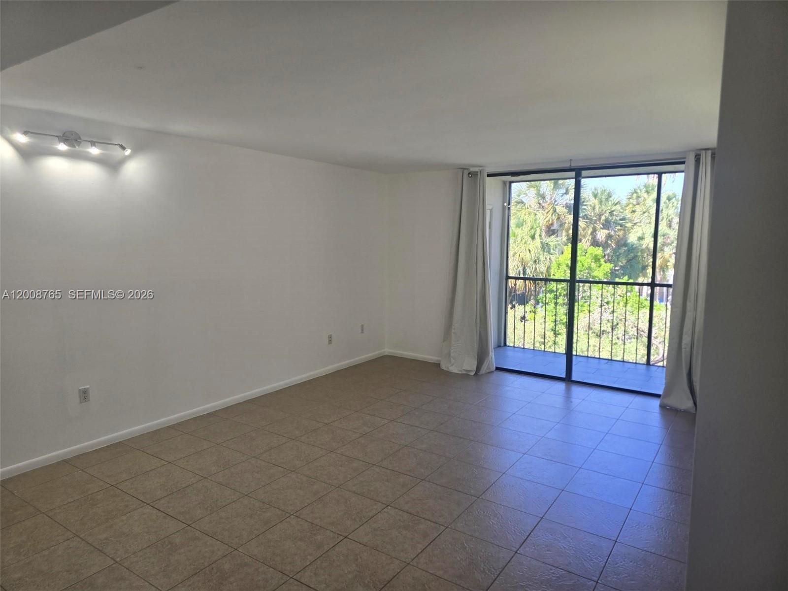 Residential Lease in Miami 4