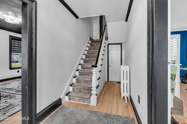 Charming staircase | Image 5