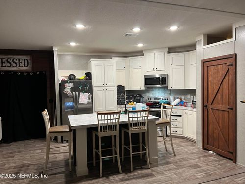 118 Lariat Dr, Florahome, FL, 32140-2207 | Card Image