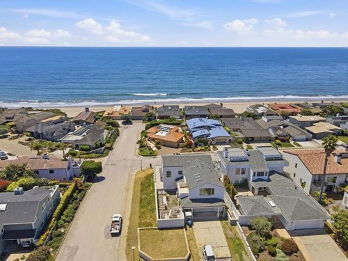 995 Via Tornasol, Aptos, CA, 95003-5643 | Card Image