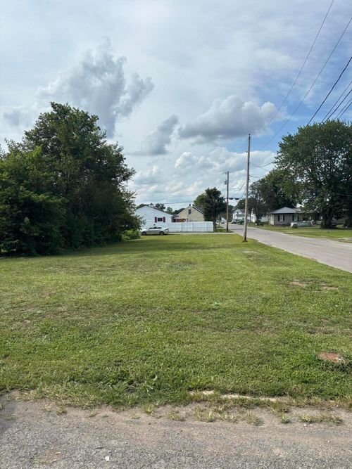 901 South St, Greenfield, OH, 45123-1248 | Card Image