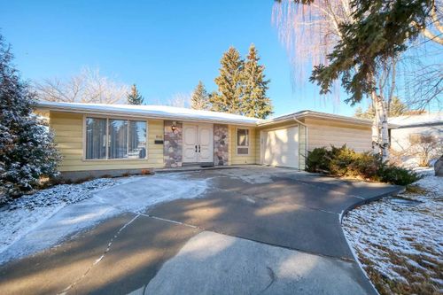 616 Dalmeny Hill Nw, Calgary, AB, T3A1T6 | Card Image