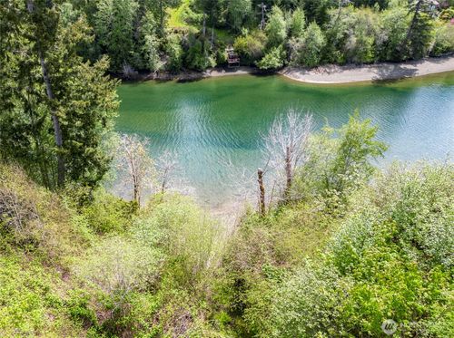 770 E April Ave, Grapeview, WA, 98546-9638 | Card Image